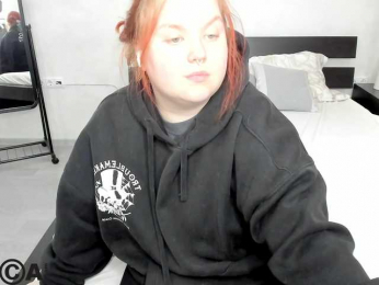Mary-Love webcam model stream image
