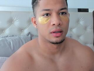 Luke Wayne webcam model stream image