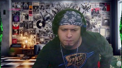Chinoroz webcam model stream image