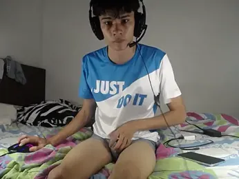 Inako777Boy webcam model stream image