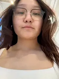 KissMeEva webcam stripchat model stream image