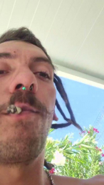 themadHatter90 webcam model stream image