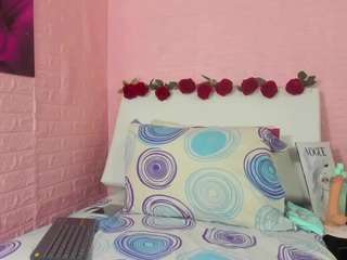 lya-collins webcam model stream image