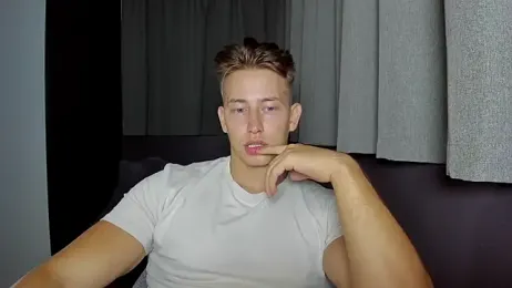Findom_alpha webcam model stream image