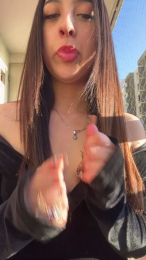 emily4444 webcam model stream image