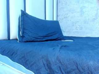 leo-hot23 webcam model stream image