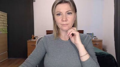 ParadiseAlina webcam model stream image