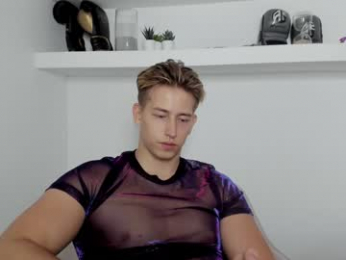 gym_alpha webcam model stream image