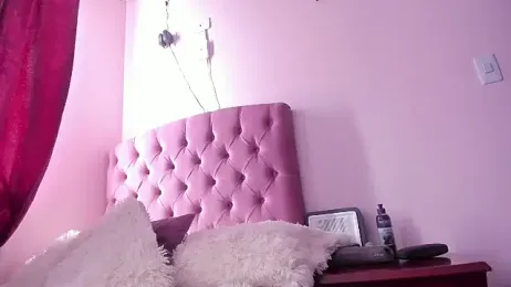 Room312_ webcam model stream image