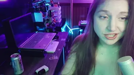 mirannacult webcam model stream image
