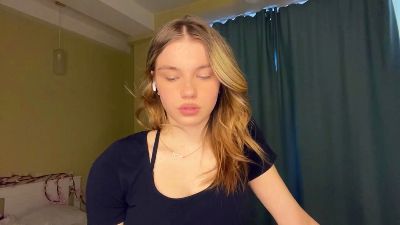 LindseyWatah webcam model stream image