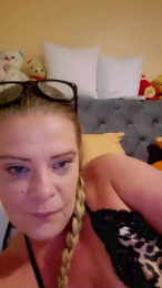 RoxyRampant86 webcam model stream image