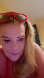 RoxyRampant86 webcam model stream image