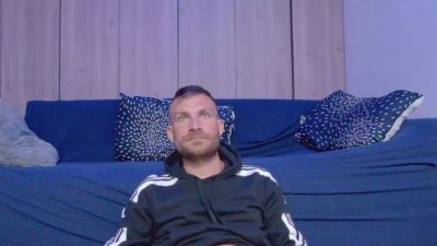 KevinLuxw webcam model stream image
