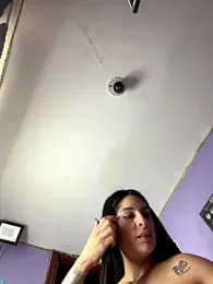 charlotte_stevenss_ webcam model stream image