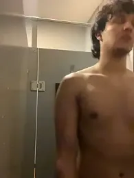 Leo_Savage_ webcam model stream image