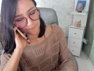eliissa webcam model stream image