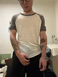 Eric246 webcam model stream image