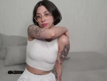 _by_double_sexy_miss_ webcam chaturbate model stream image