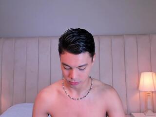 Damon North webcam model stream image