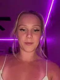 lexi_luv webcam stripchat model stream image
