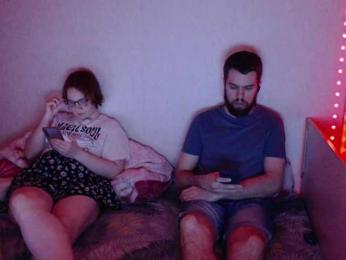 ElectroCinnamon webcam bongacams model stream image