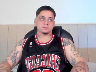 Dennis Munera webcam model stream image