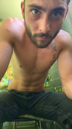 Hugobg34 webcam cam4 model stream image