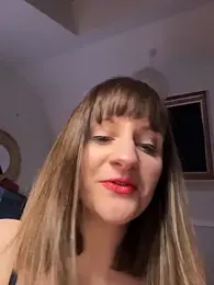 victoirenextdoor webcam model stream image