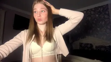 GwenFay webcam model stream image