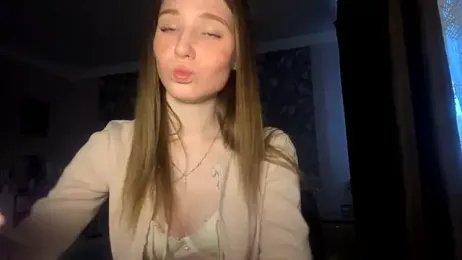 GwenFay webcam stripchat model stream image