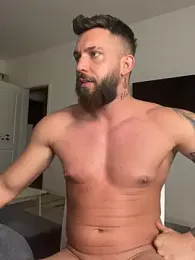 LustyMike_ webcam model stream image