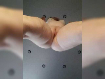 PlaksaMirtl webcam model stream image