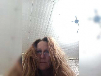 1CrazyPussy webcam model stream image