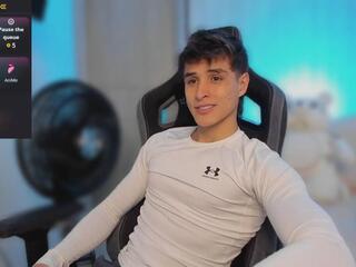 Thom Klein webcam model stream image