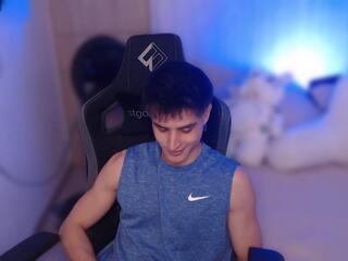 Thom Klein webcam model stream image