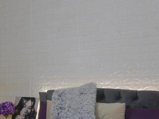 Agnesaa webcam model stream image