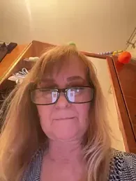 Irina2909@xh webcam model stream image