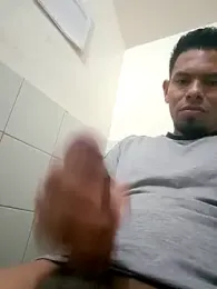 MI_GERALD webcam model stream image