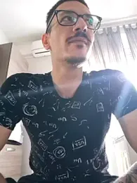 luchi28 webcam model stream image