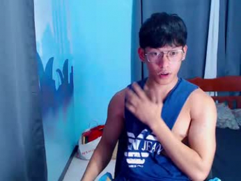 pinkcock_froi webcam model stream image