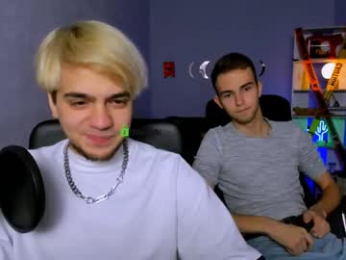 astren_villo webcam model stream image