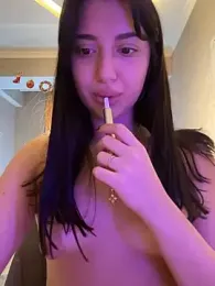 NoraVelour webcam model stream image