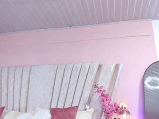 top-mary webcam camsoda model stream image