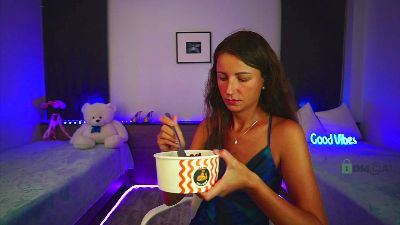 Anna_Shine webcam model stream image