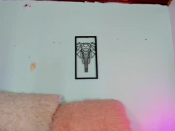tayler_kim webcam model stream image
