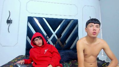 hoot_booys_ webcam model stream image