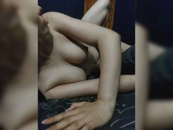 Kiss-you webcam bongacams model stream image