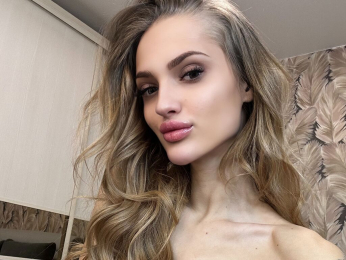 MonikaKlar webcam model stream image