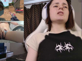 LunaL0ve webcam model stream image
